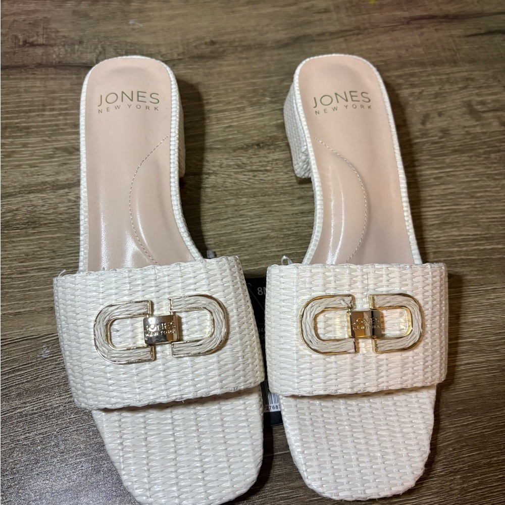 Jones New York Women's Cream Woven Sandals